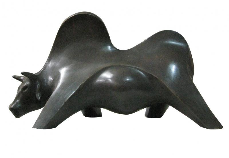 Animals sculpture titled 'Bull 1', 14x10x8 inches, by artist Asurvedh Ved on Bronze