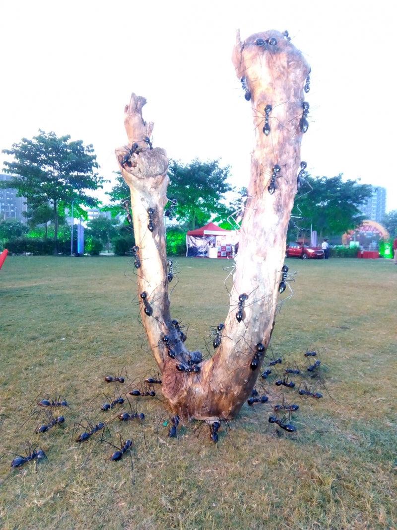 contemporary sculpture titled 'Untitled 5', 108x72x60 inches, by artist Yogesh K Prajapati on Brass, Wood