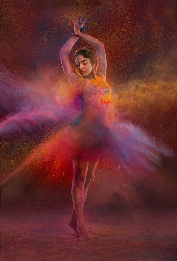 Dancing women 3 by Harrashad Kaamble | ArtZolo.com