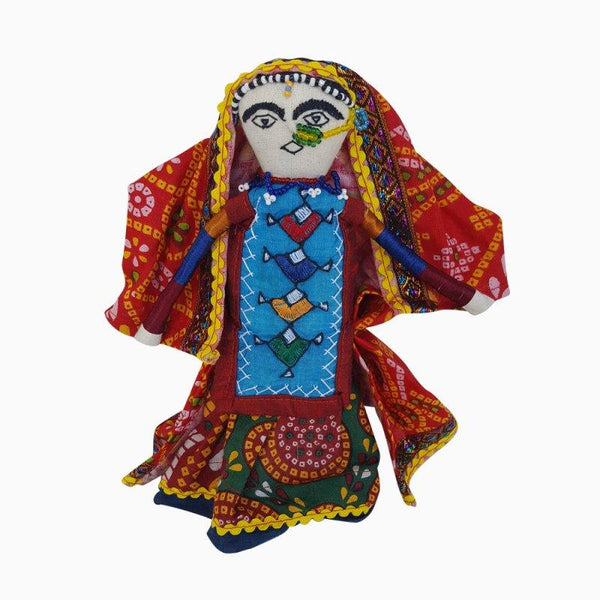 Dhingli Woman (L) Handicraft by De Kulture Works | ArtZolo.com