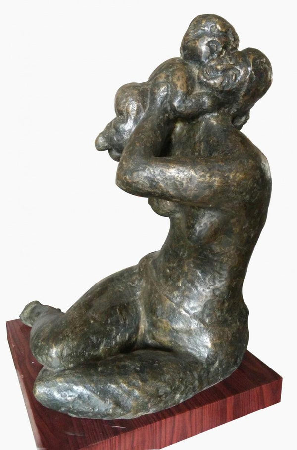 Mother And Child 3 Sculpture by Shankar Ghosh | ArtZolo.com