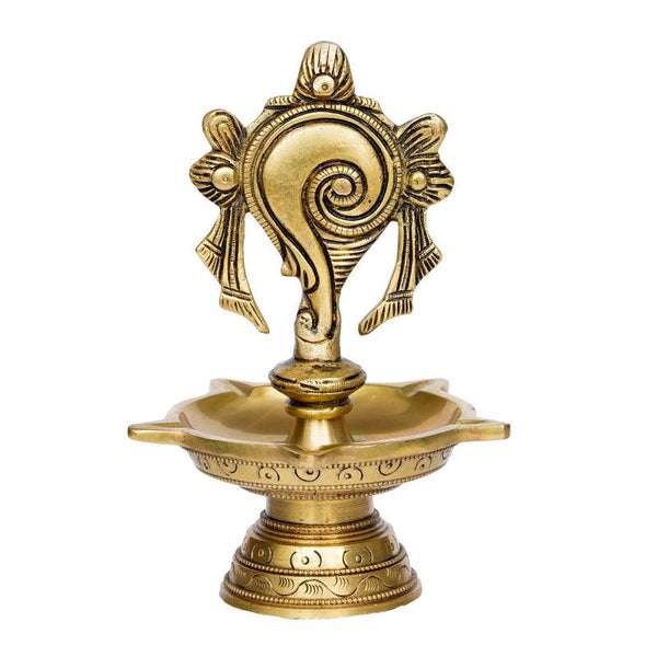 Shankha Diya With 5 Wicks Handicraft by Brass Handicrafts | ArtZolo.com