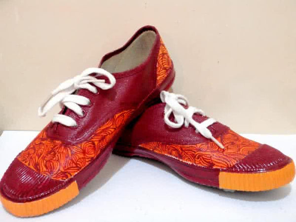 Earthy Endeavour Hand Painted Shoe Handicraft By Rithika Kumar