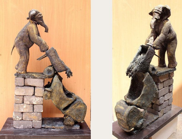 For Swach Bharat Sculpture by Nishchay Thakur | ArtZolo.com
