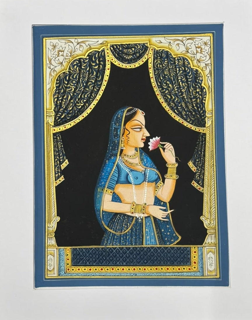 Queen 13' figurative miniature Traditional Art by artist Unknown, 10x8 inch, on silk