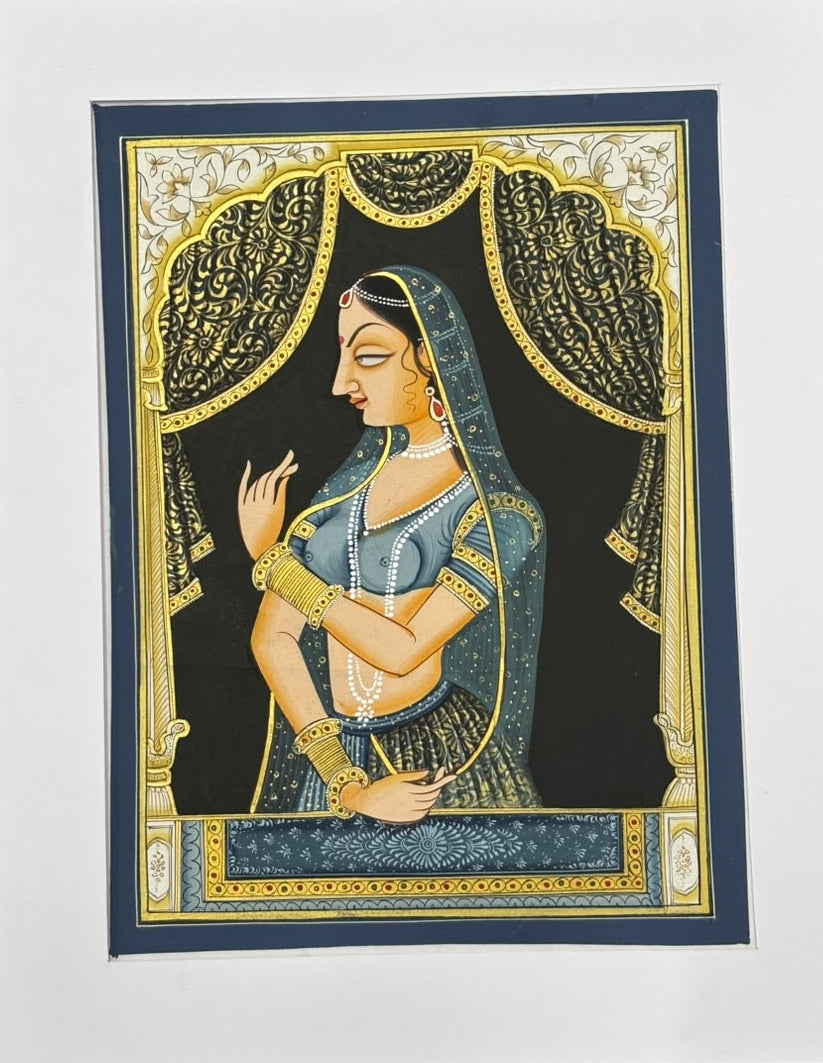 Queen 15' figurative miniature Traditional Art by artist Unknown, 10x8 inch, on silk