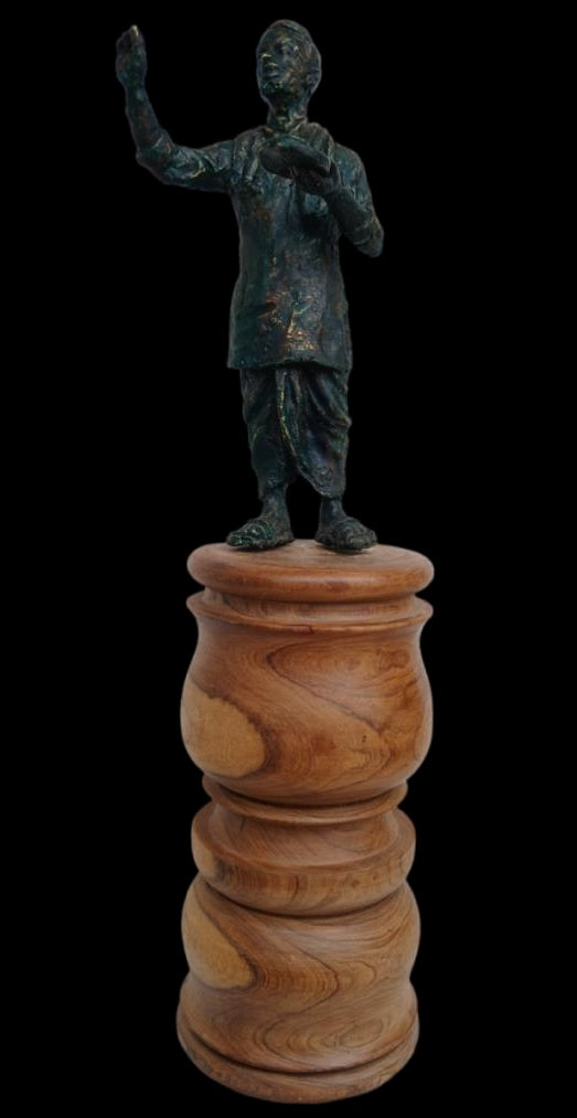 Stambha 3' figurative Bronze, Wood sculpture by artist Rajeev Ranjan, 20x5 inch, on bronze, wood