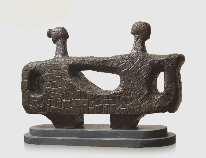 Tete A Tete' figurative Bronze sculpture by artist Roy Chandan, 11x17 inch, on bronze
