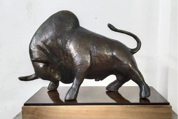 The Bull Sculpture by Dilip Paul | ArtZolo.com